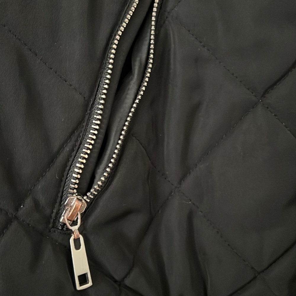 FOREVER 21 Puff Jacket - Picture 5 of 6